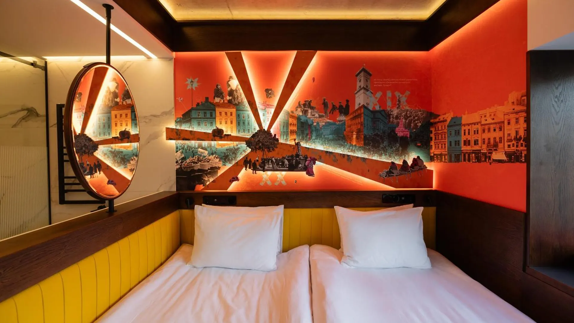 !Fest Hotel Rynok Square Lviv 0*,  Ukrayna