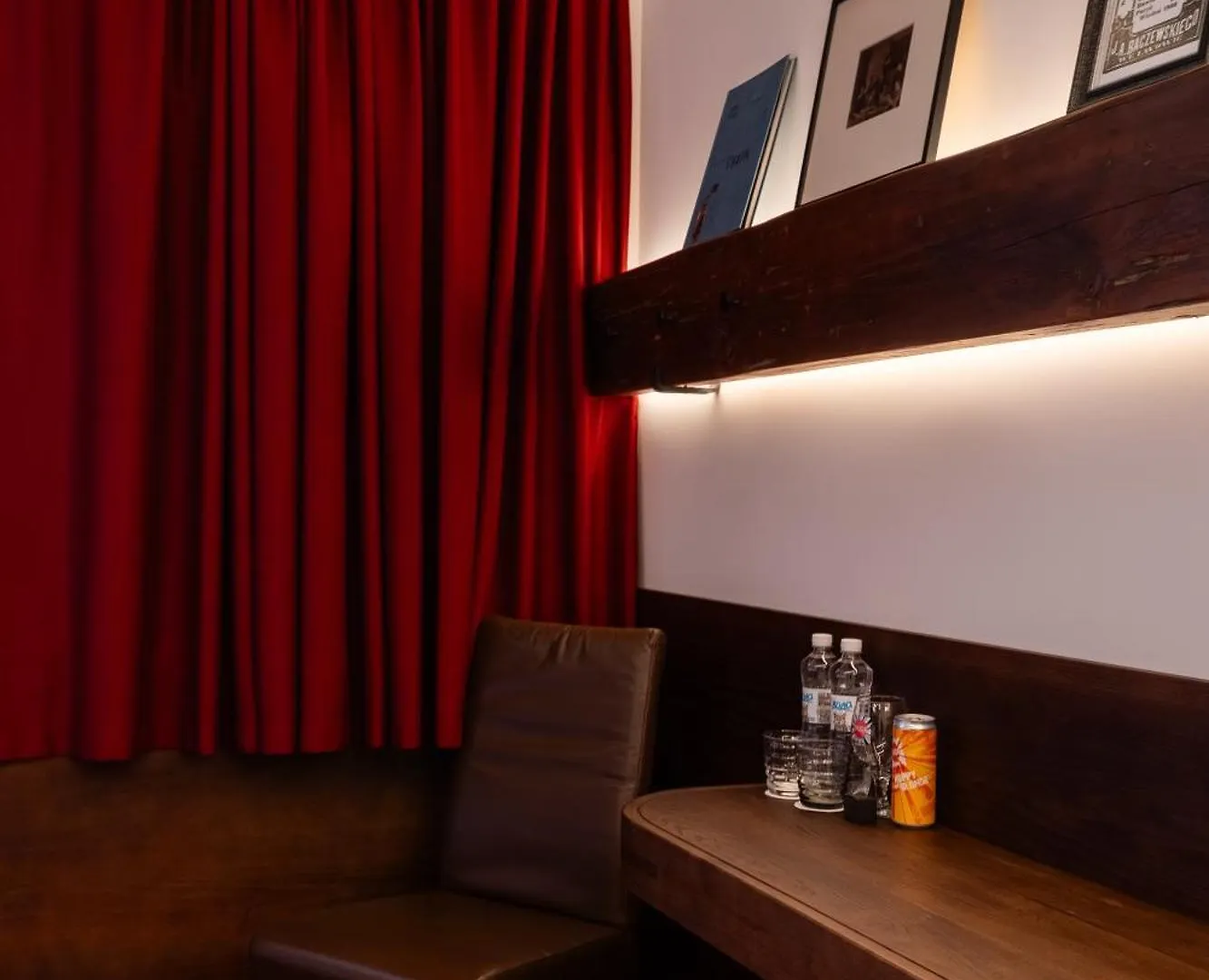 !Fest Hotel Rynok Square Lviv 0*,
